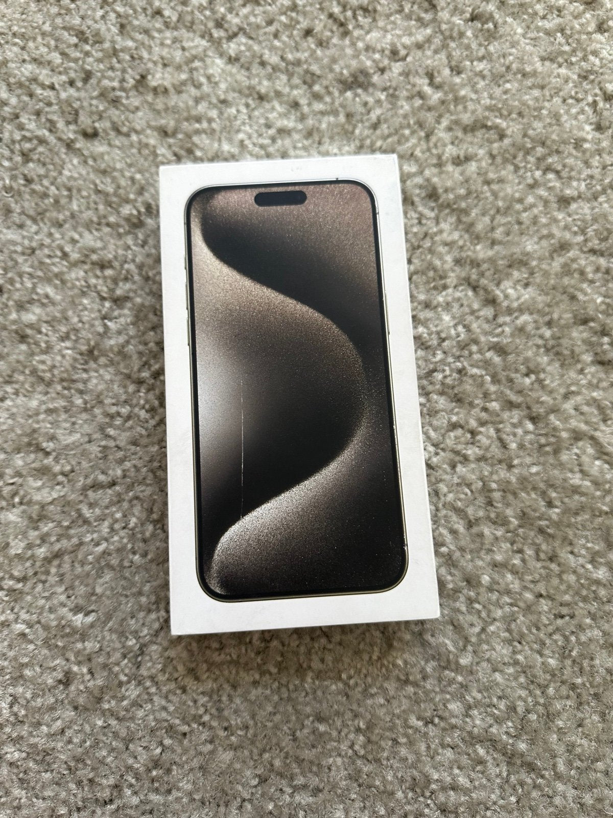 Apple iPhone 15 Pro Max | 256GB Natural Titanium 9T16