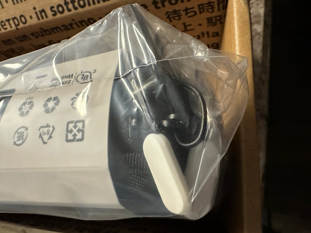 STEAM DECK OLED 1tb Brand New 7L79