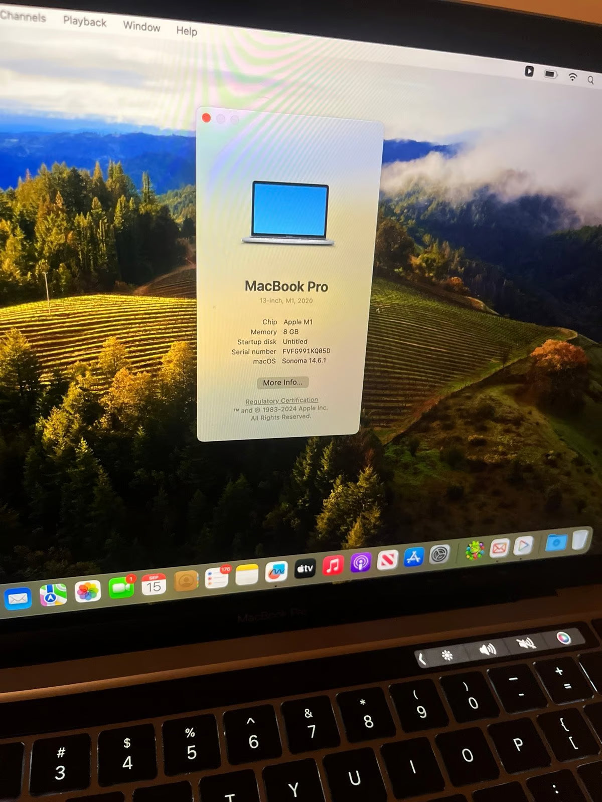 Apple Macbook Pro 13in.  M1 3.2 GHz  256GB SSD 3M53