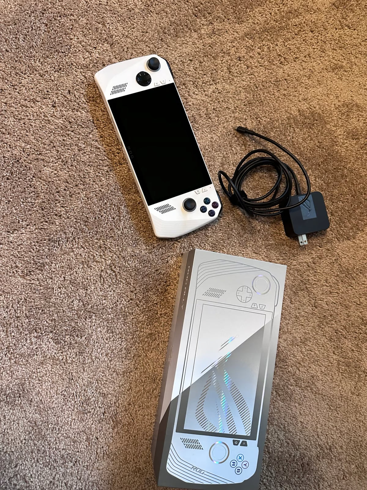 ASUS rog ally z1 extreme 5J31