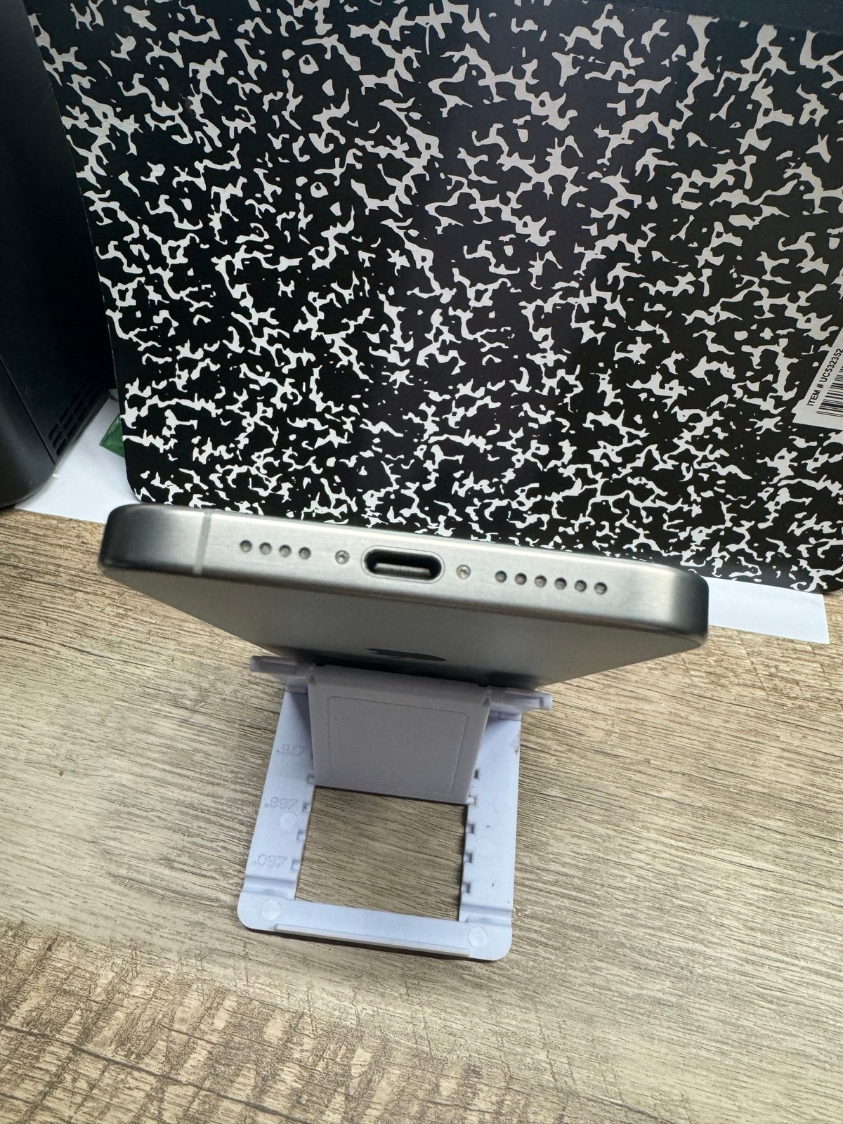 Apple iphone 15 pro max 256gb  unlocked 256gb 6T75