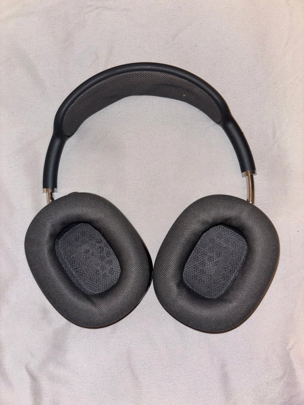 Apple AirPods Max Space Grey with Smart Case 7T75