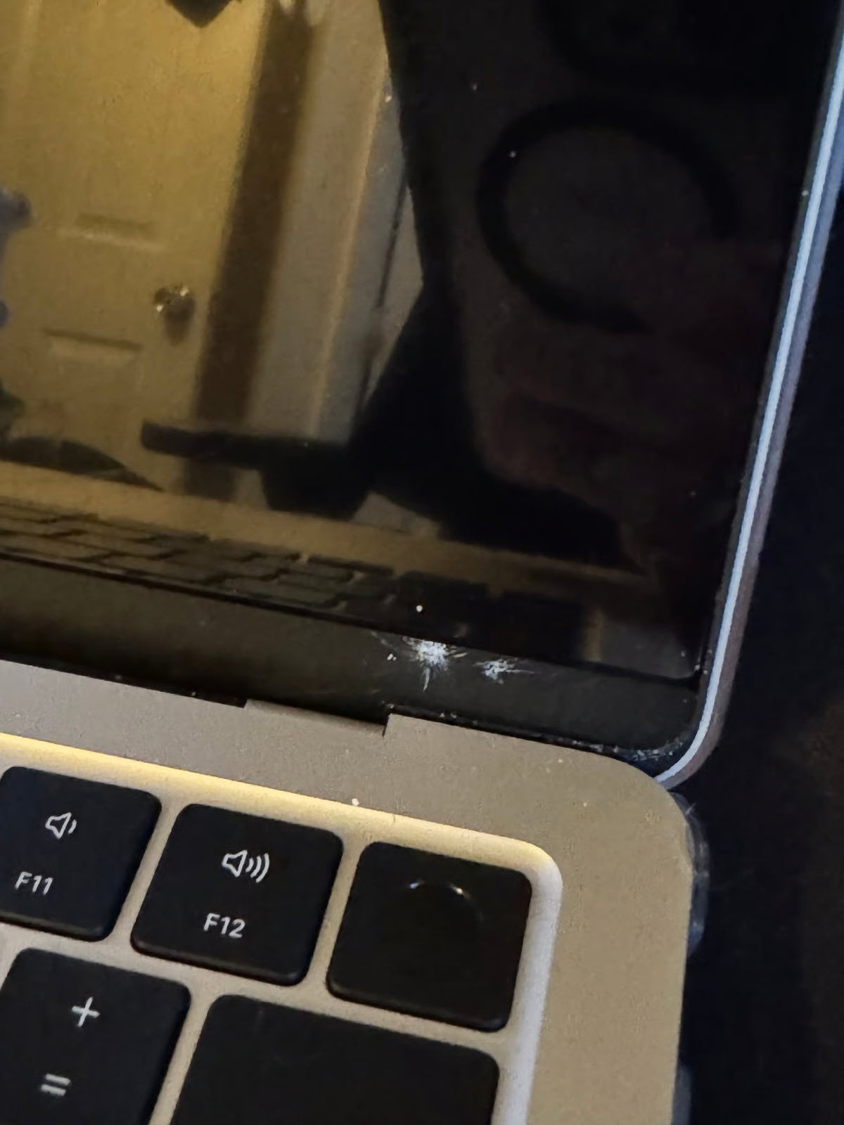 MacBook Air M2 (2022) 8GB RAM 13.6 inch 256GB SSD 8F69