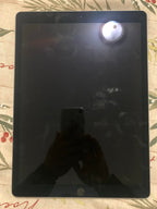 Apple iPad Pro 12.9�?2nd generation 64GB unlocked like new! 3M69