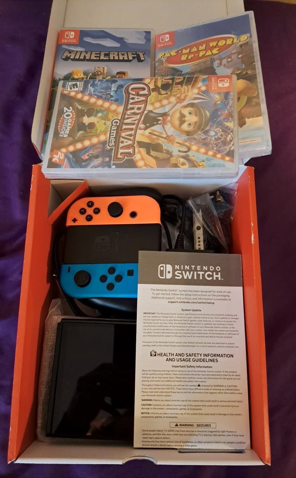 Nintendo Switch OLED 1H12