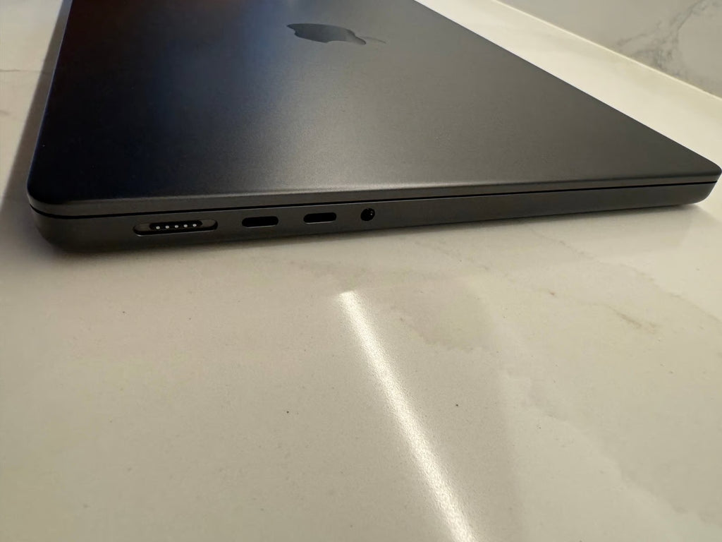 Apple macbook pro m3 2023 6Y15