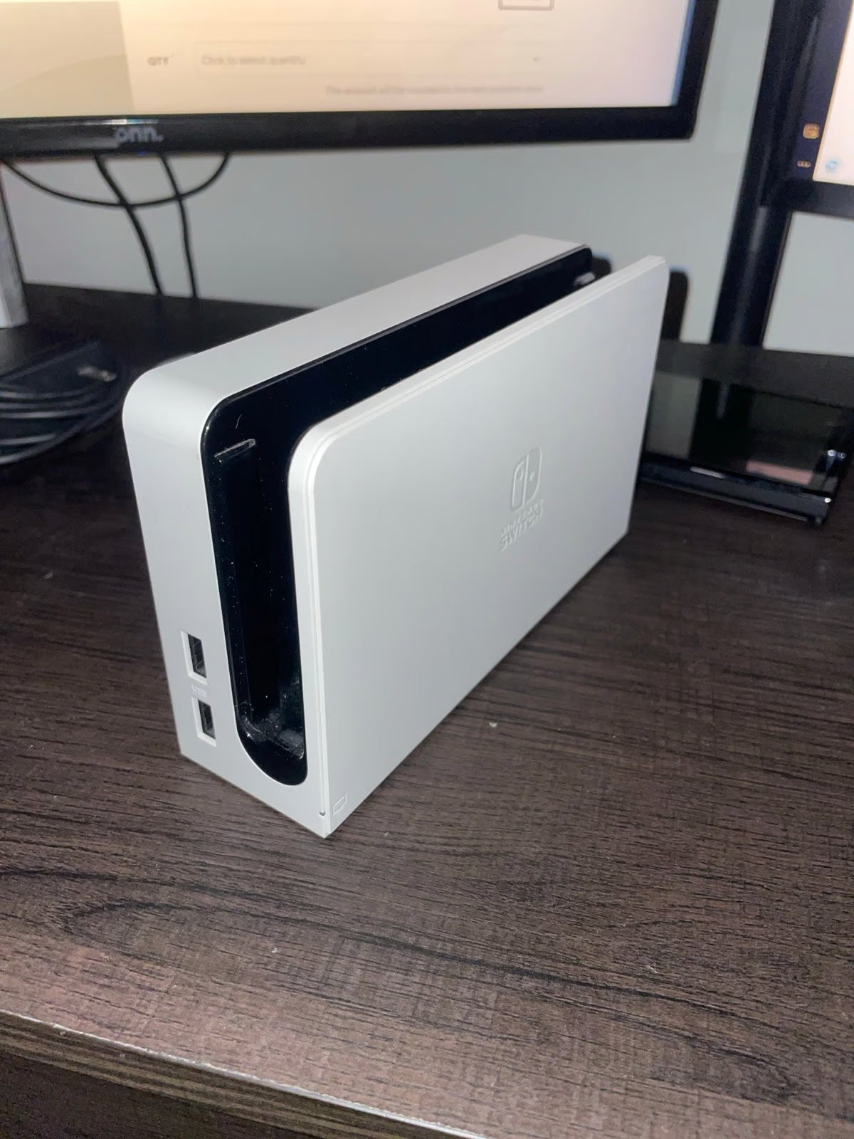 Nintendo Switch OLED Model Complete Set (With Mario Kart Switch Case) 2X72