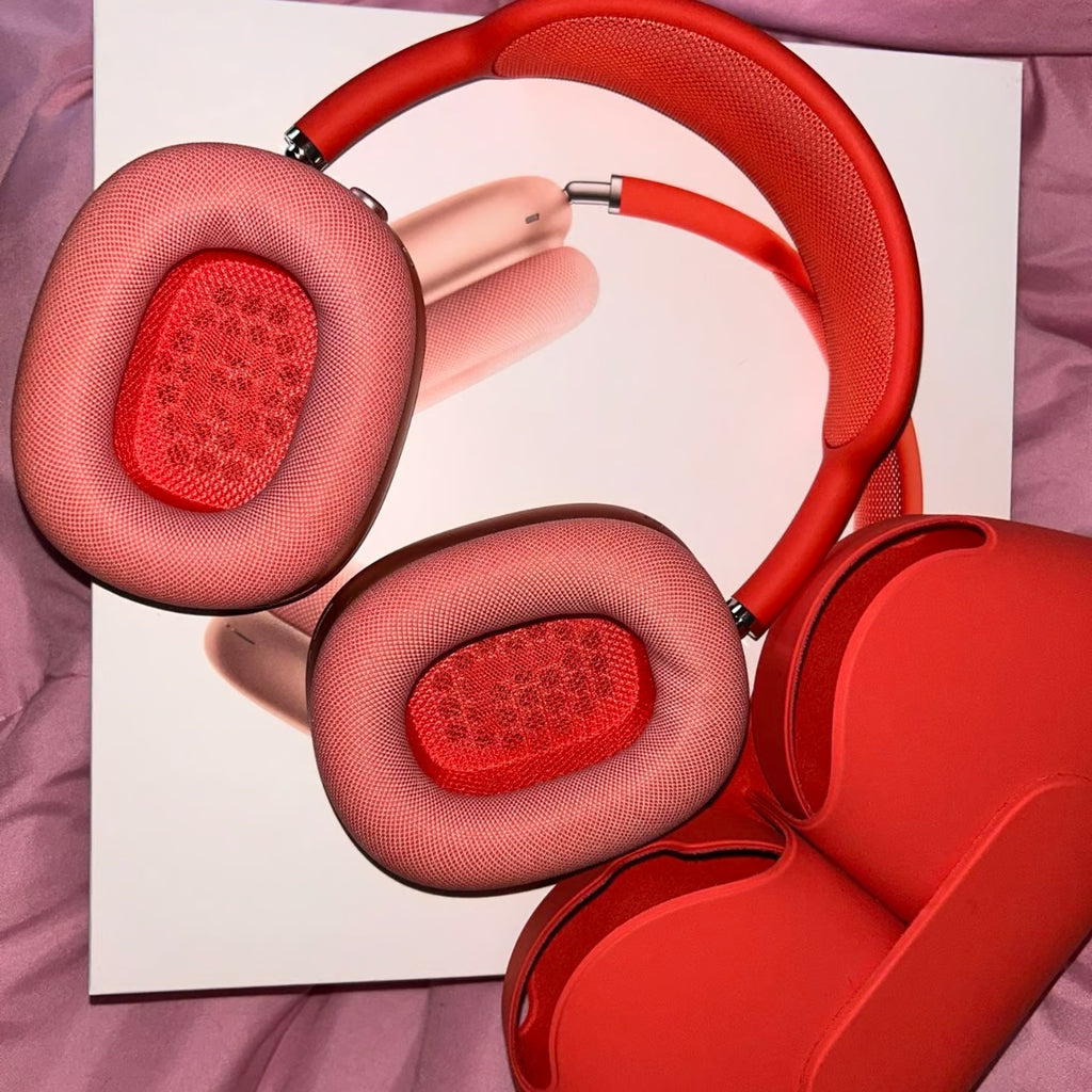 Apple AirPods Max in Pink 8P86