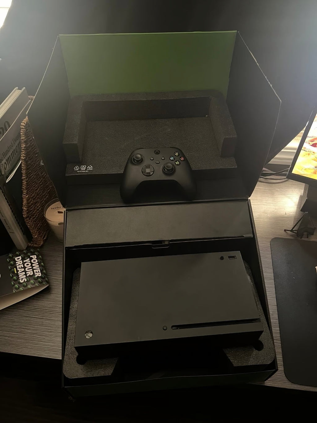 Xbox Series X 1TB 9O59