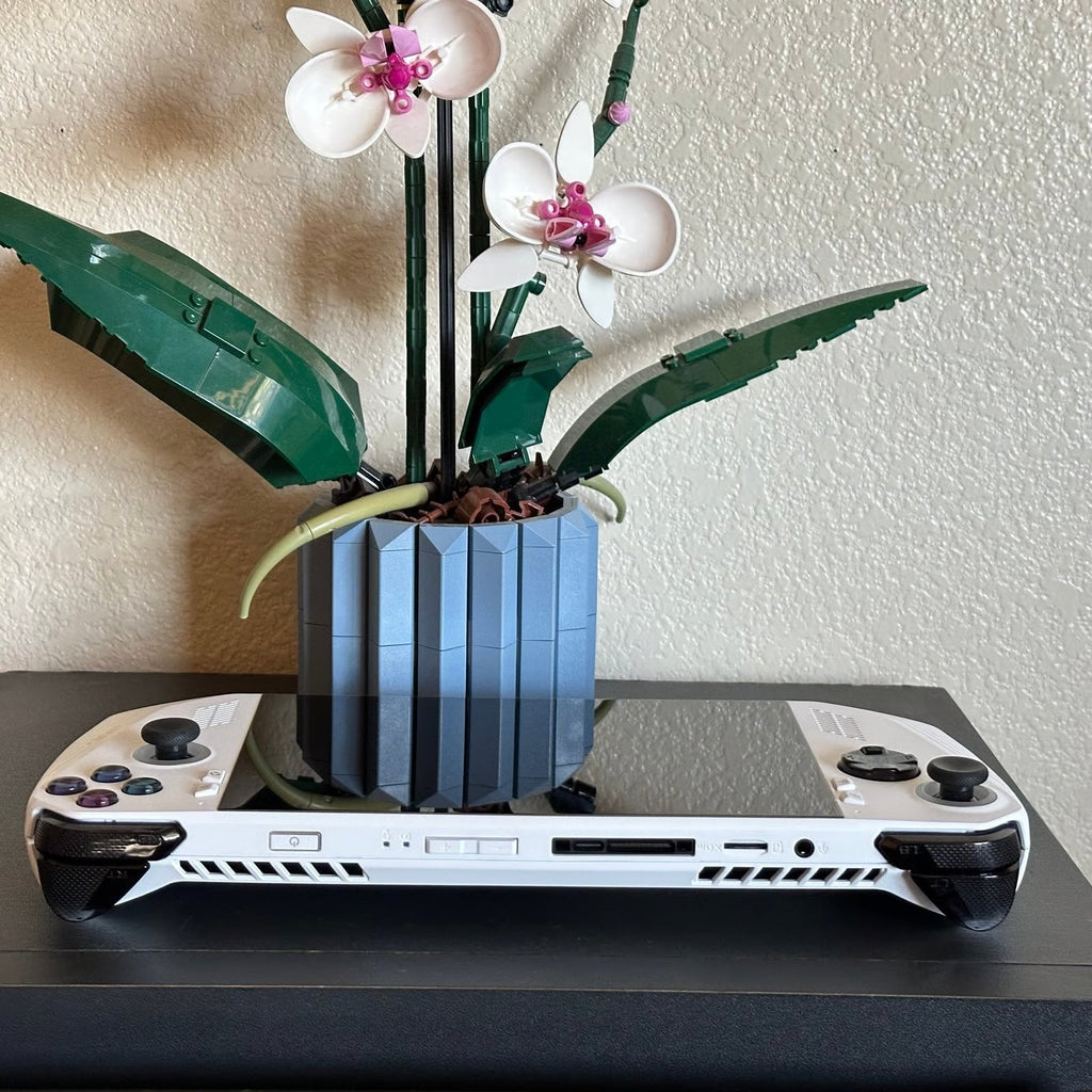 ASUS ROG Ally 7"" 120Hz FHD 1080p Gaming Handheld AMD Ryzen Z1 Extreme Z1X CPU 8Z72