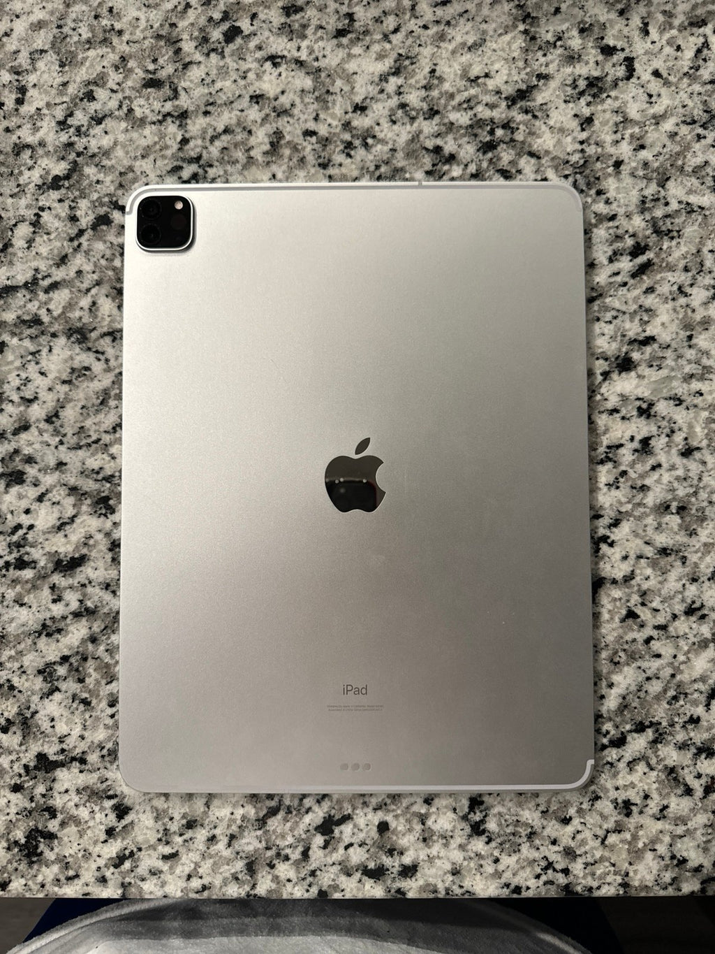 iPad Pro 12.9 inch 4th generation 3T62