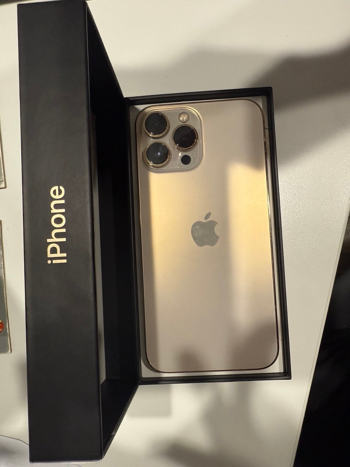 iPhone 13 Pro Max 128GB Gold Unlocked 2E77