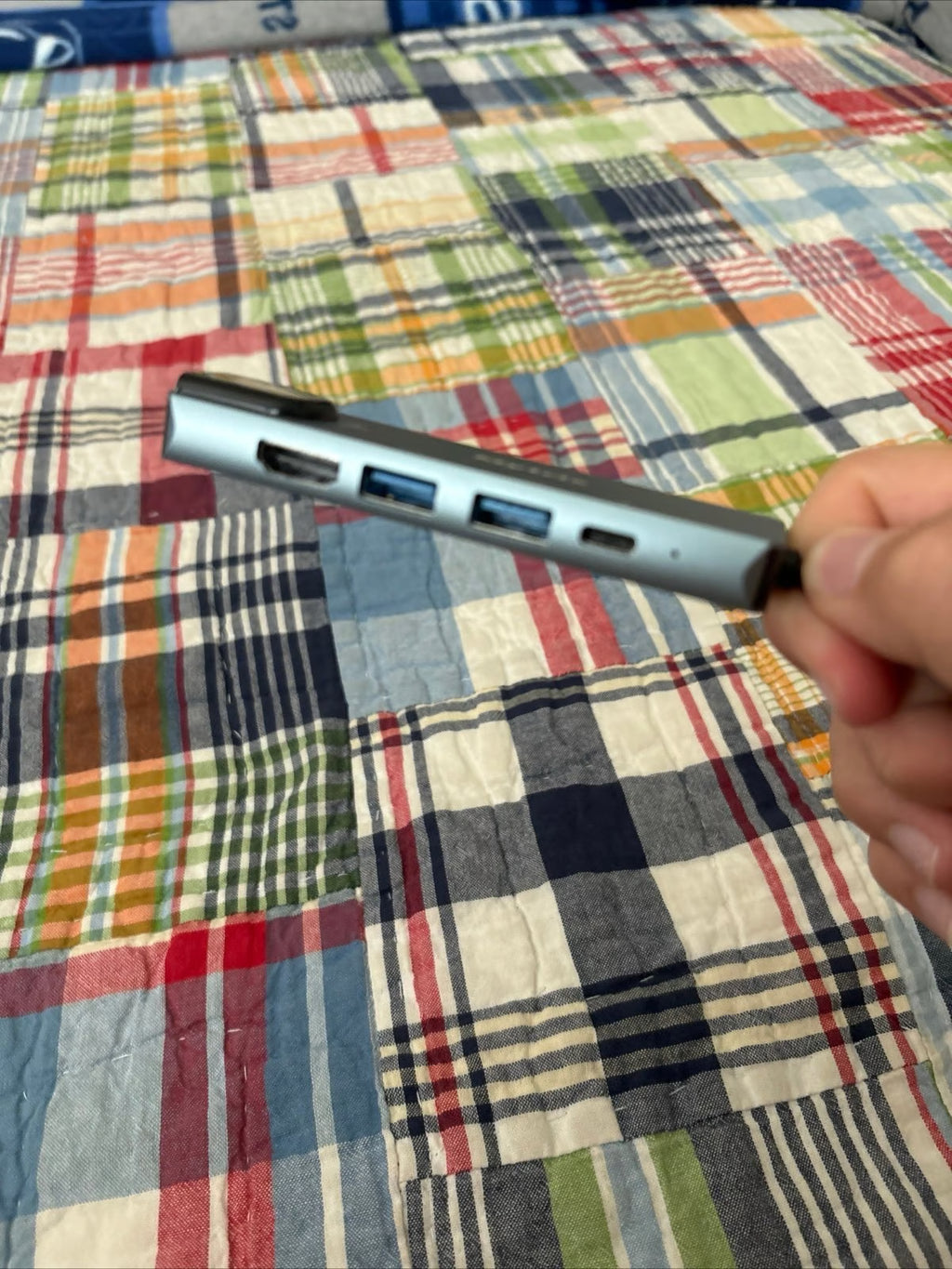 Asus ROG ally 512 gigabytes amd Z1 processor with docking station 5X28