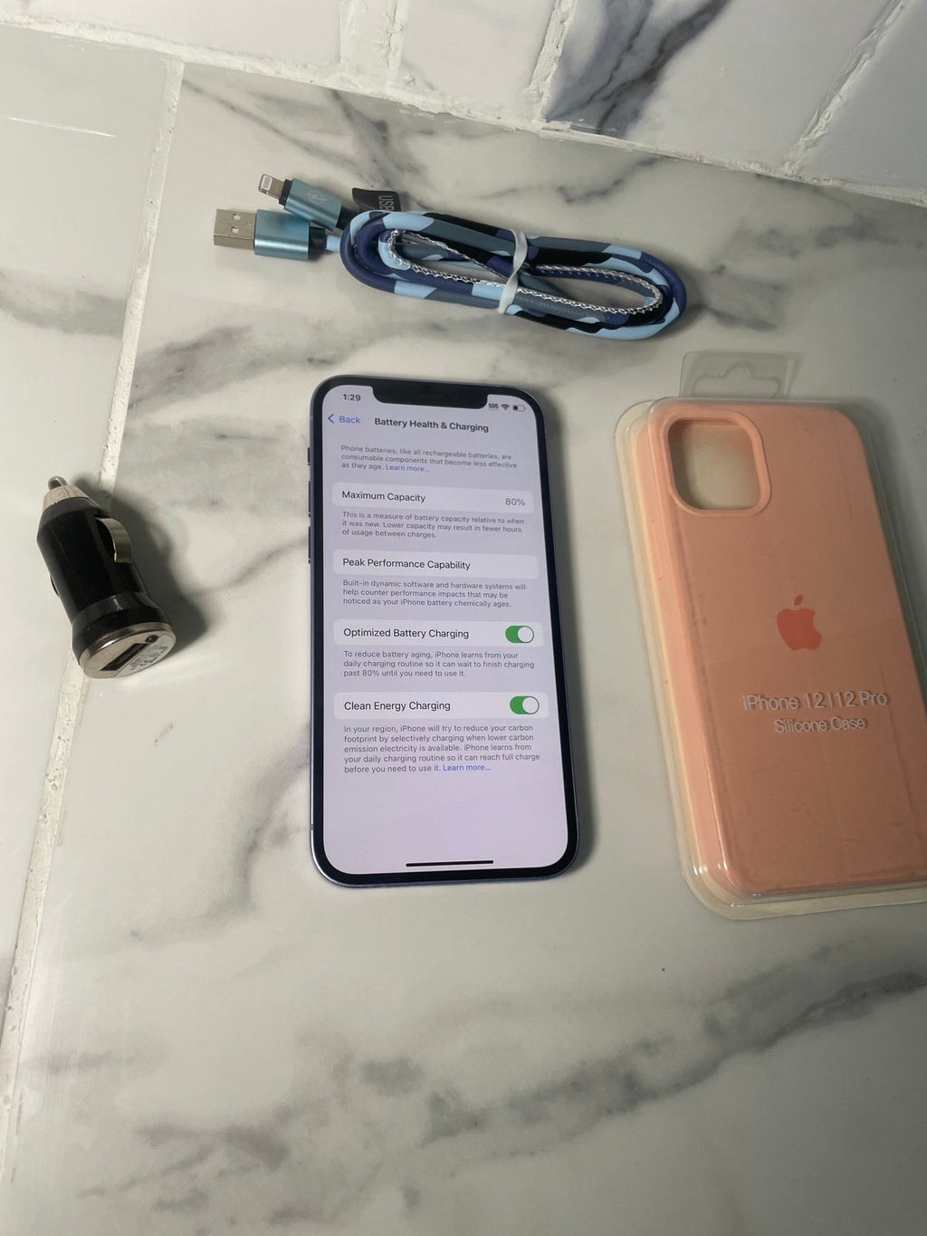 Apple iphone 12 128gb (UNLOCKED) 8Y16