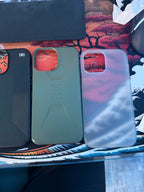 iPhone 13 pro max unlocked with 8 cases 7J27