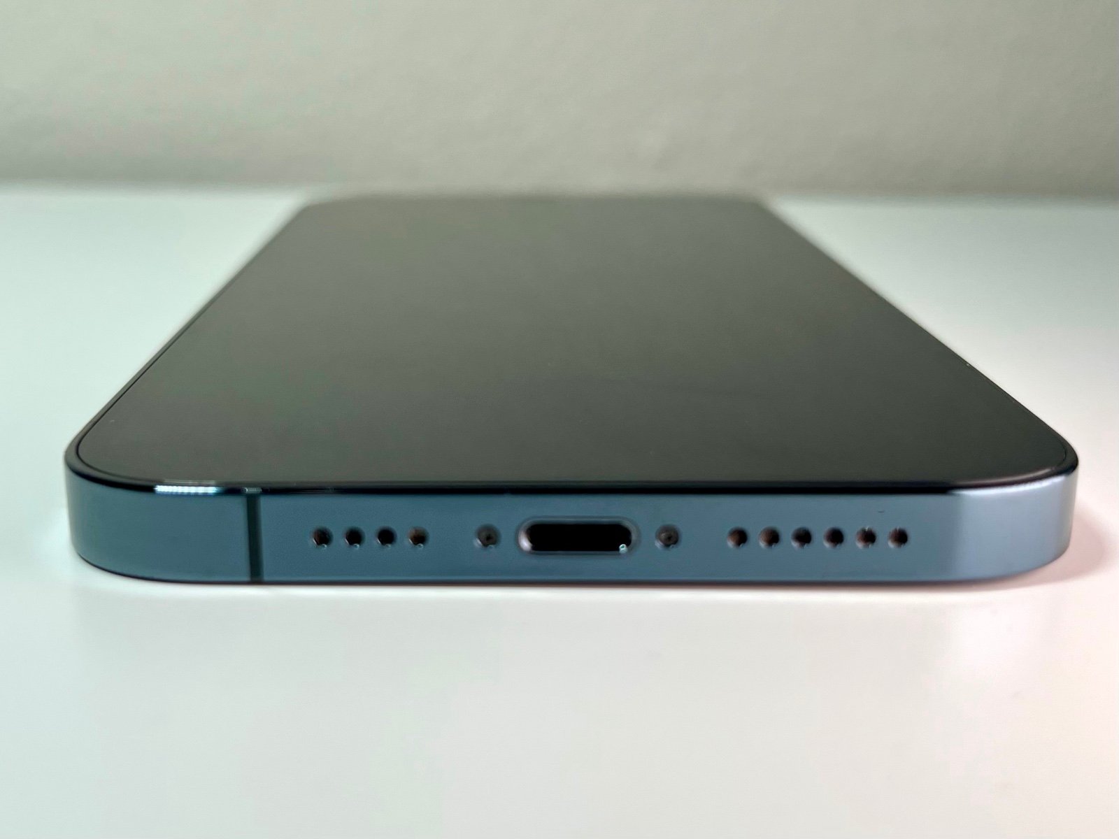 Apple iPhone 12 Pro Max 256 GB unlocked 6B36