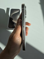 Apple iPhone 15 pro unlocked 9U36