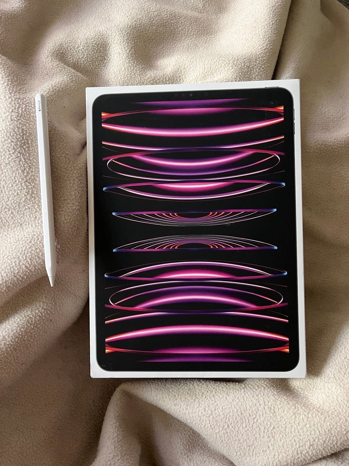 iPad Pro 11-inch 4th generation 128 GB 5G65