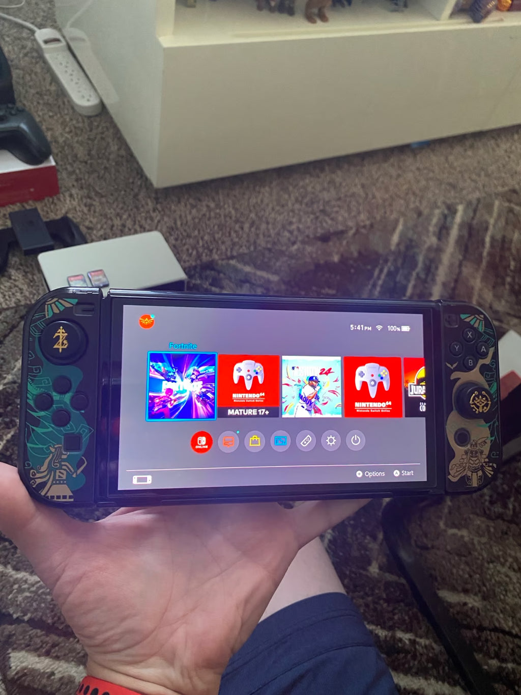 Nintendo switch OLED bundle 5C23