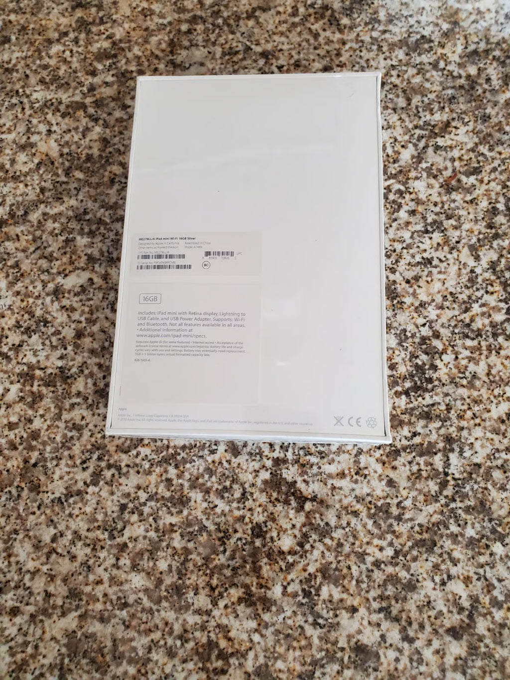 Brand New Apple iPad Mini 2 (16GB) 6Y85