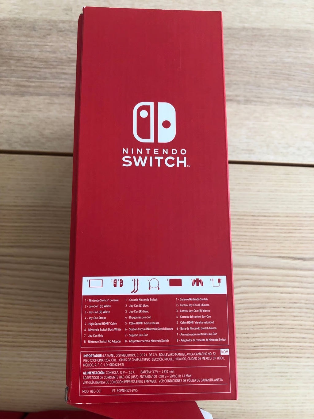 Nintendo Switch OLED Brand New never played 8V19