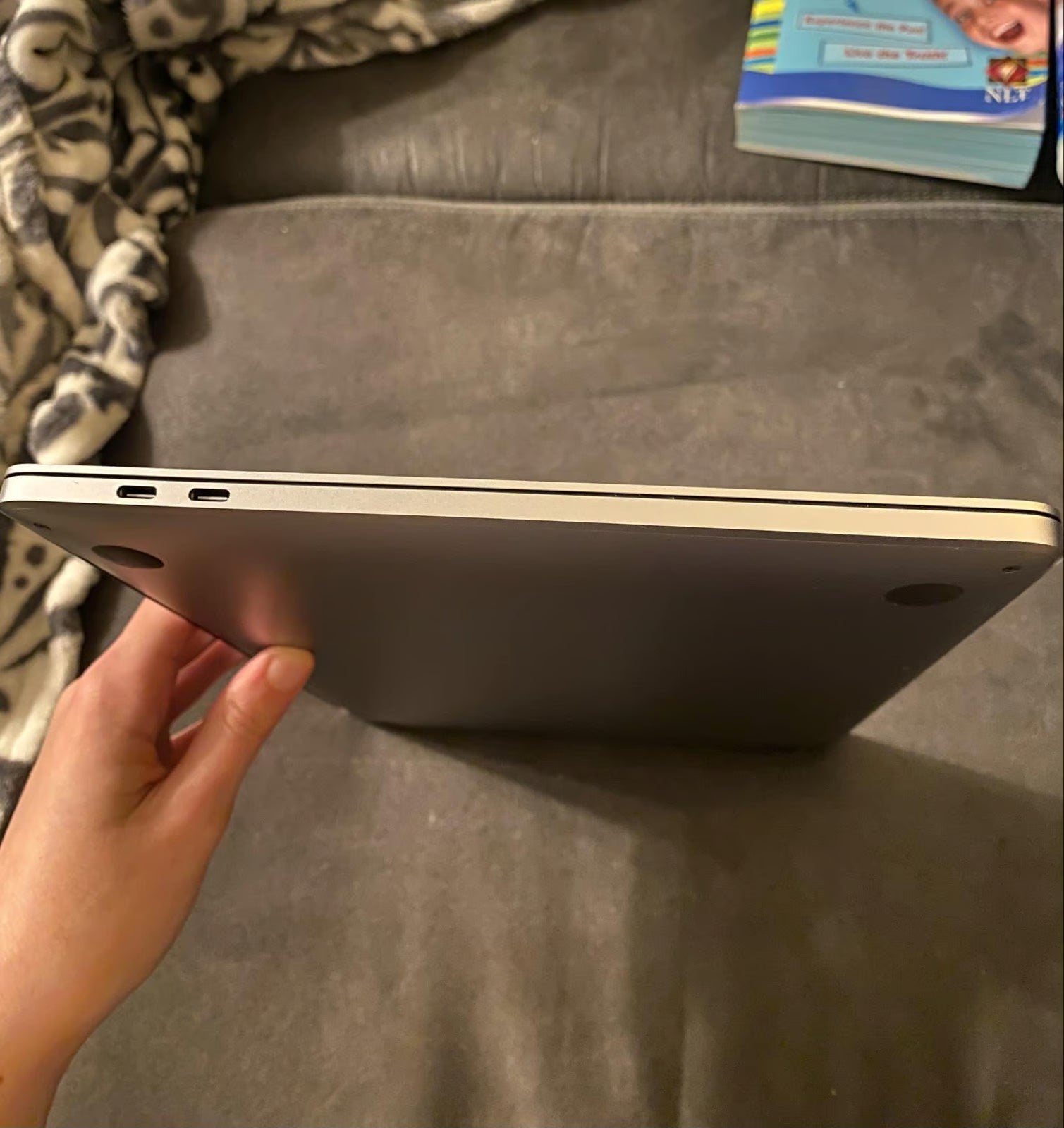 macbook pro 2020 m1 5C58