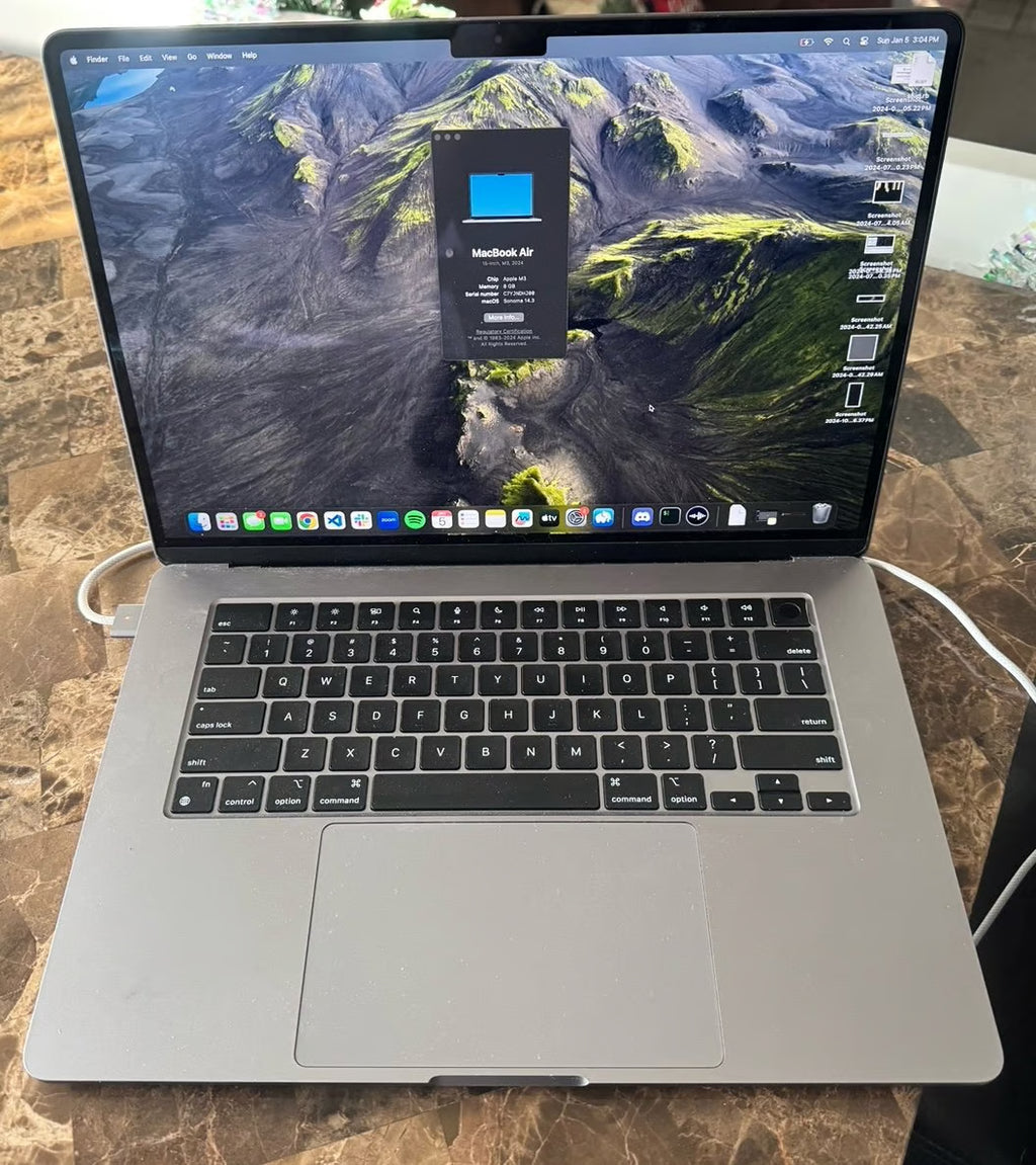 15 inch M3 MacBook Air 7L58