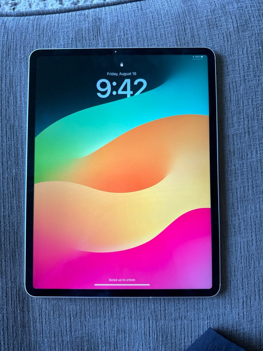 Apple iPad Pro 12.9 4th gen 512GB w/ Magic Keyboard 3Q71