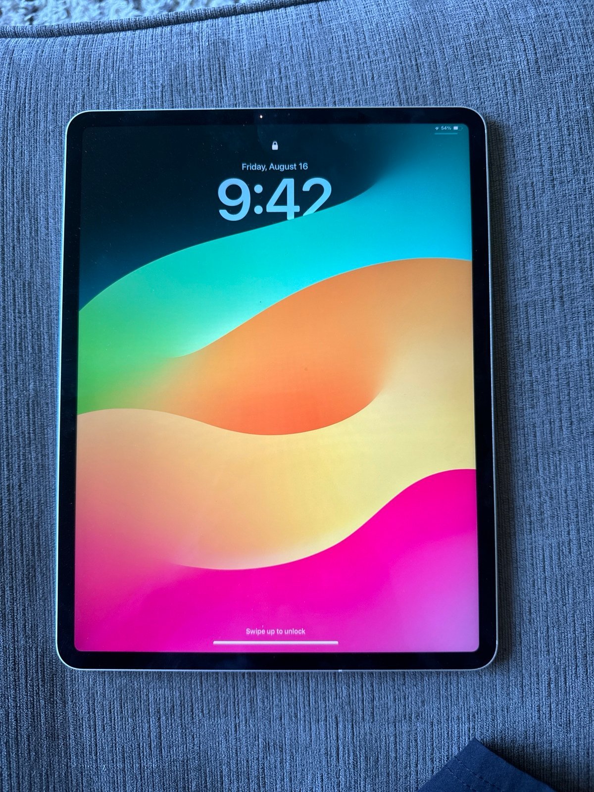 Apple iPad Pro 12.9 4th gen 512GB w/ Magic Keyboard 3Q71