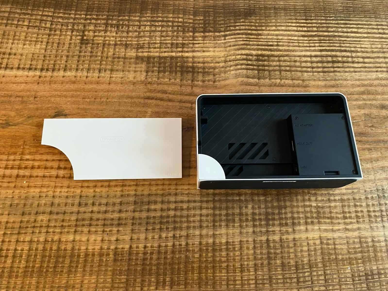 Nintendo Switch OLED White 1V21