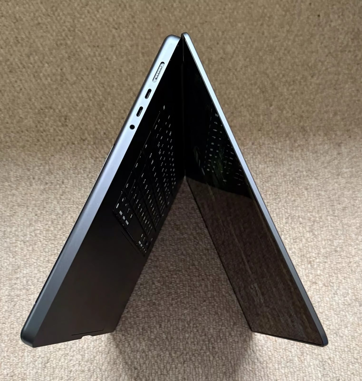 MacBook Pro 16"" M3 Max 36GB 1TB care+ March 2027 3P62