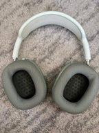 Apple AirPod max 9N69