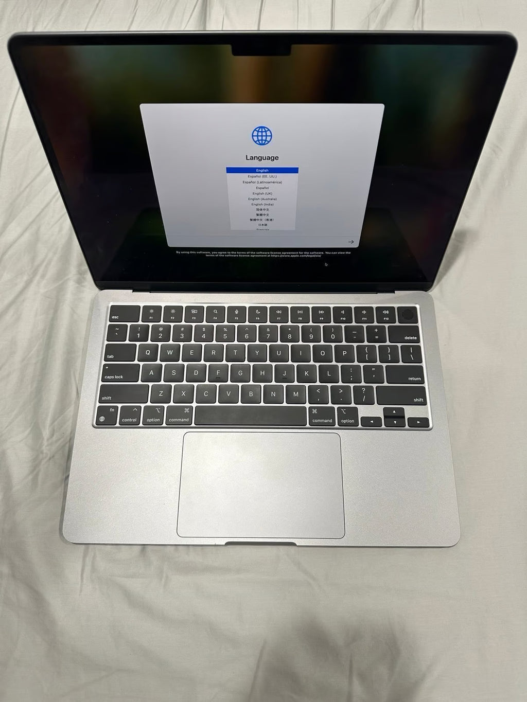 13-inch MacBook Air with Apple M3 chip 7N76