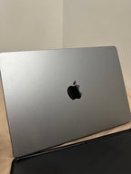 14 inch MacBook Pro 2021 2Q35