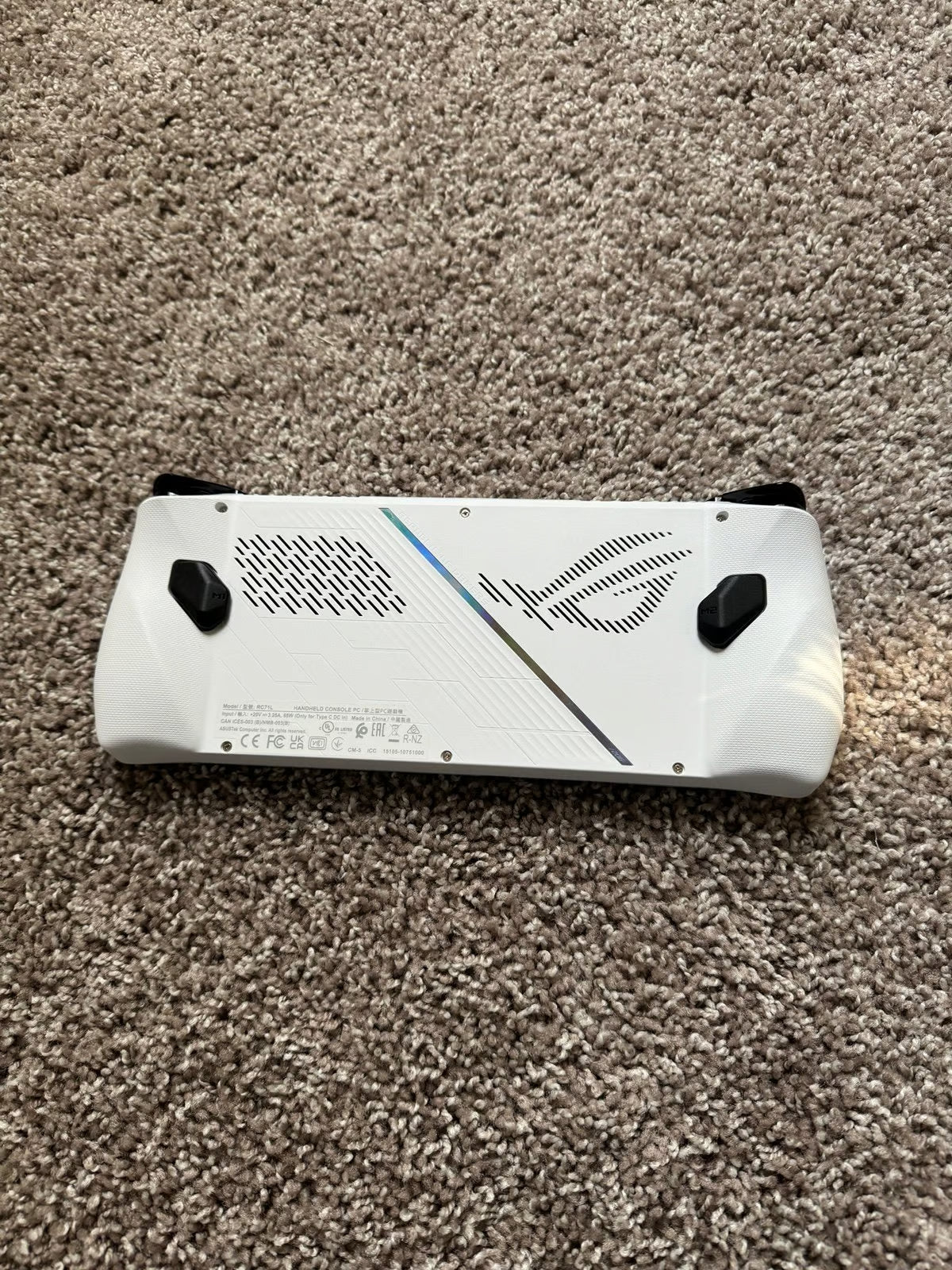 ASUS rog ally z1 extreme 1A52