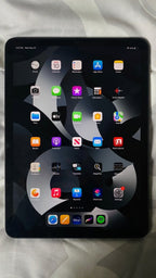 Apple iPad Air 5th Generation 256 GB 8W72