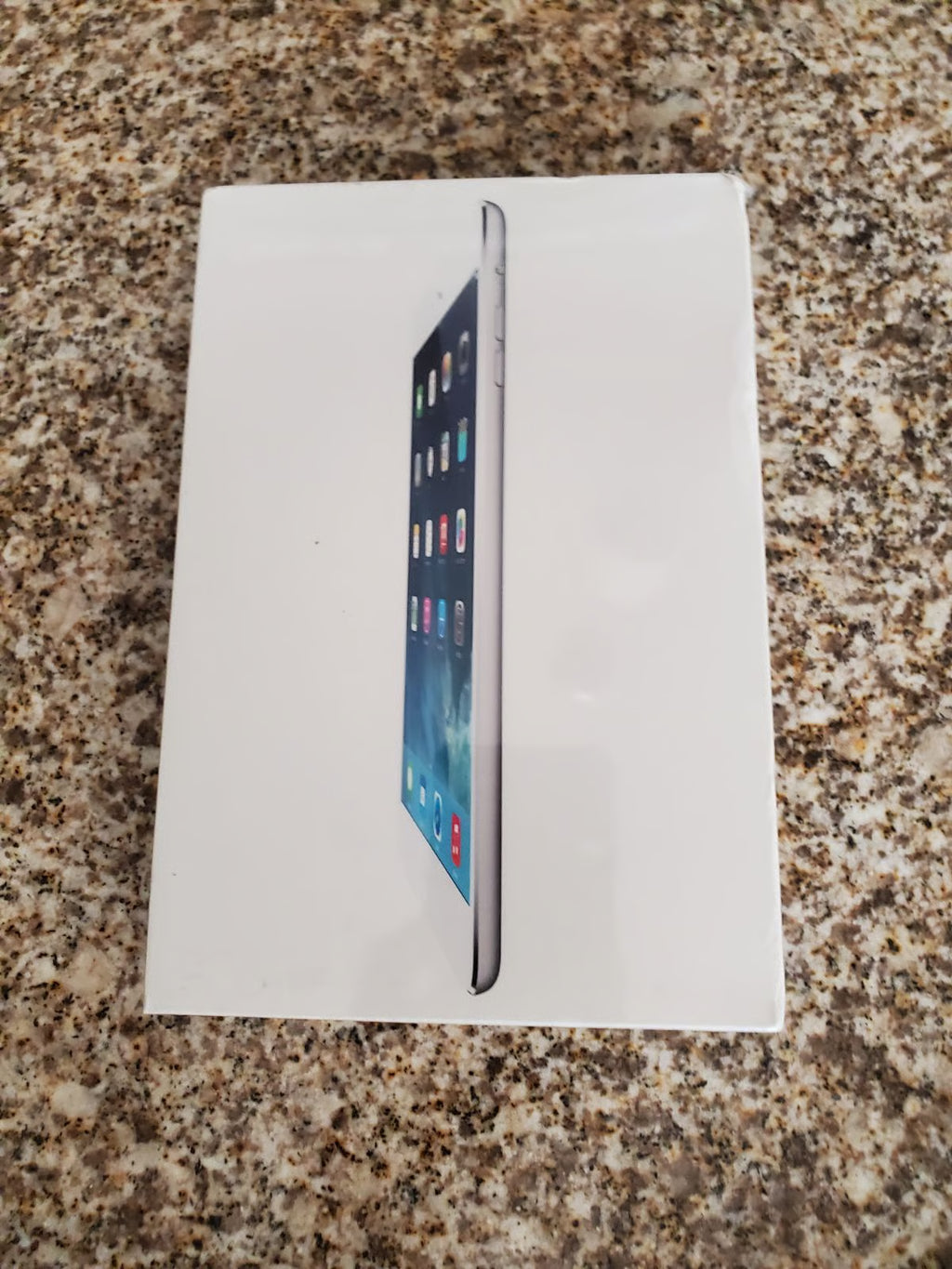 Brand New Apple iPad Mini 2 (16GB) 6Y85
