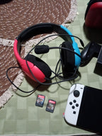 Nintendo switch OLED and accessories 9J78