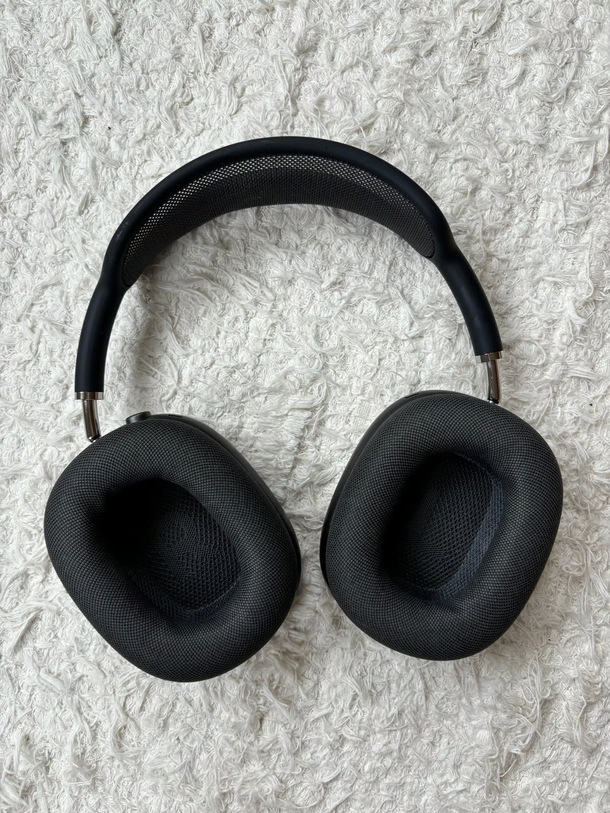 Apple AirPods Max with Smart Case in Space Gray 7R31