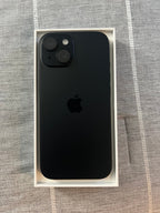 Apple iPhone 15 128 GB in Black 7W95
