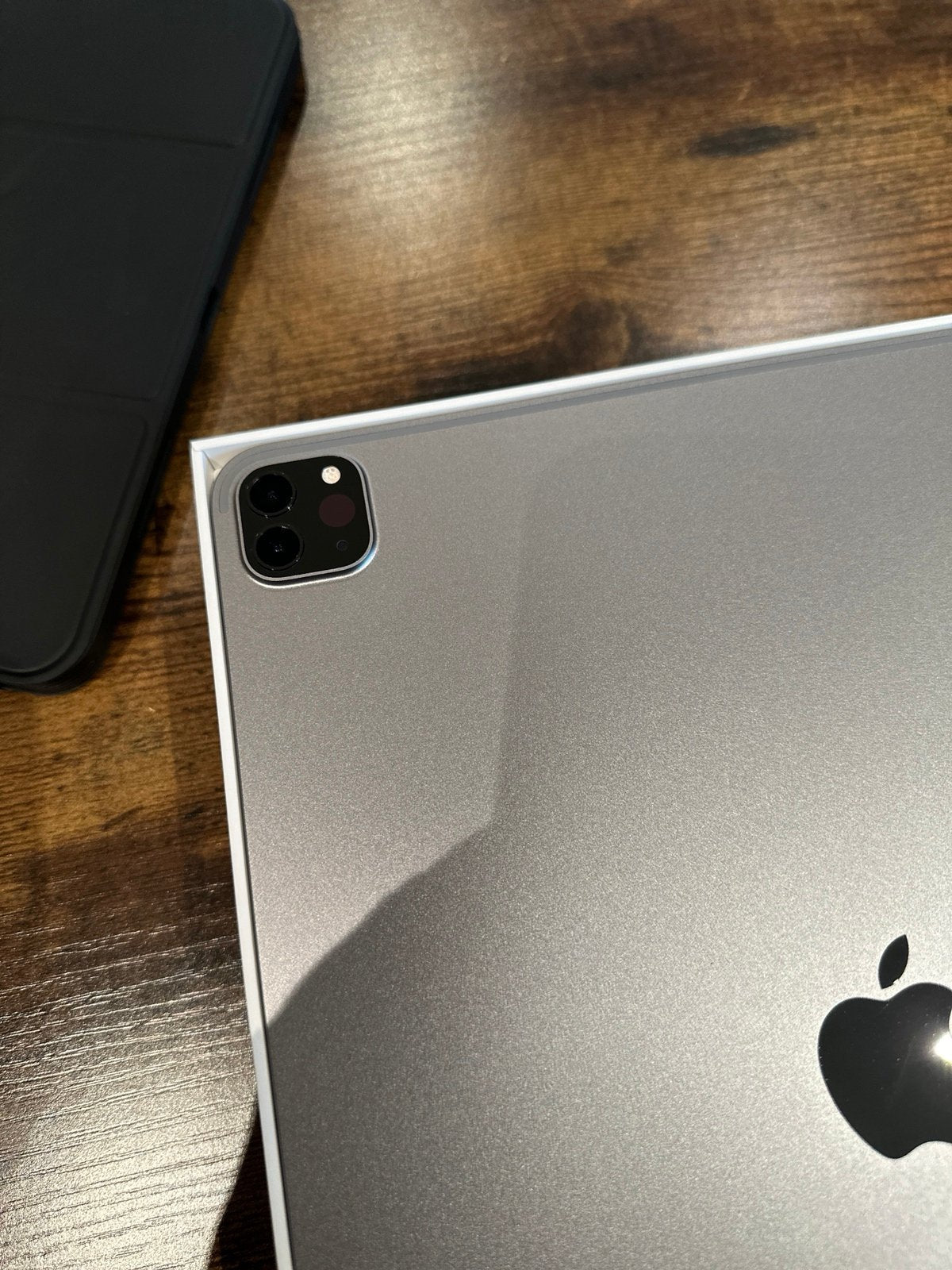 iPad Pro 2022 12.9 inch 1TB w/ Apple Pencil 5Y51