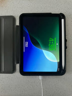 iPad mini 6 with AirPods 3C53