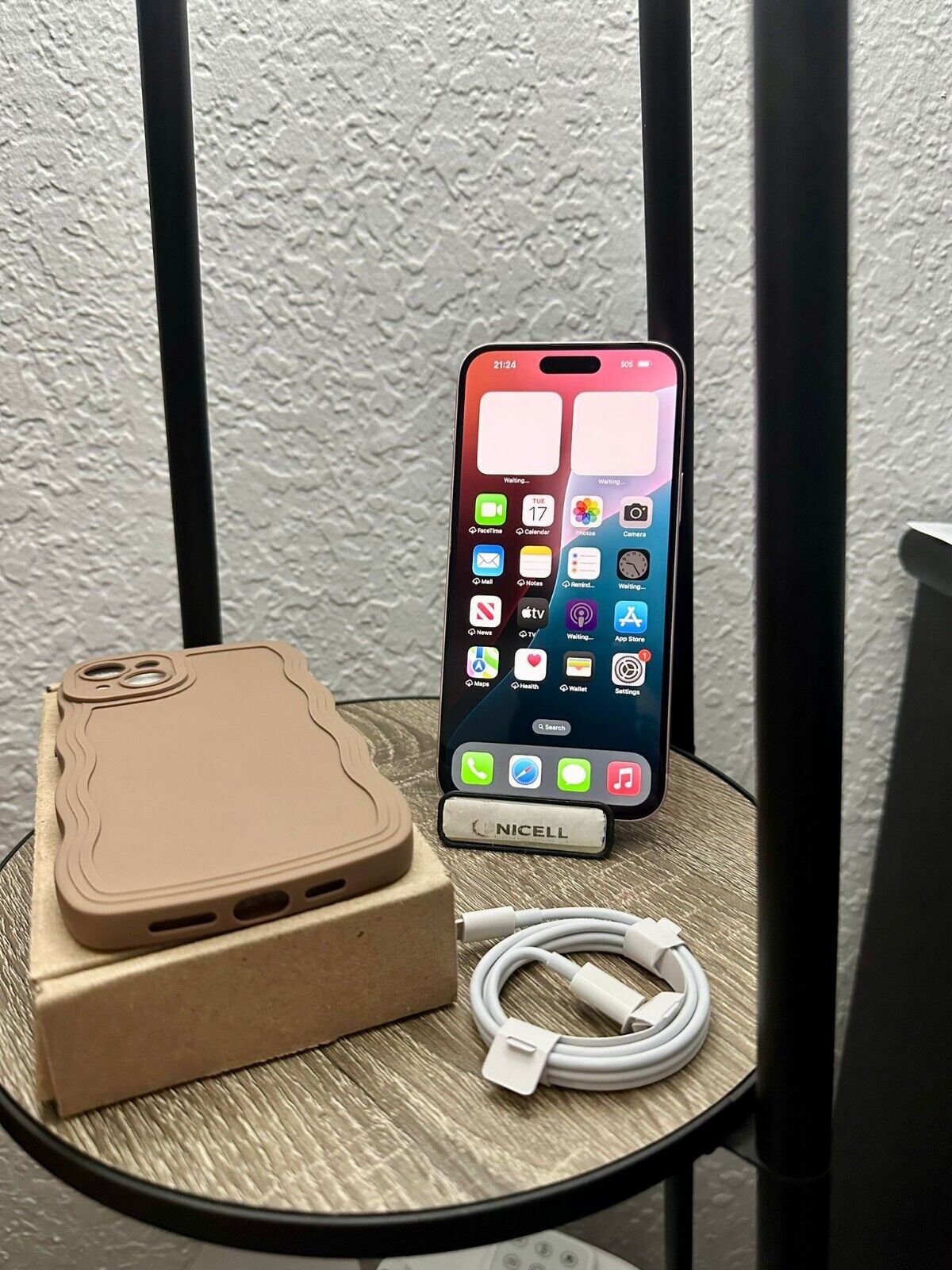 Apple iPhone 15Plus - 128 GB - Pink (Factory Unlocked) GSM/CMDA FREE 2DAY SHIP A 1U12