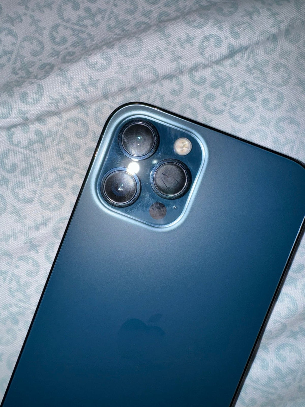 iPhone 12 Pro Max 128GB unlocked 6Z57