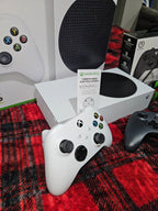 Xbox Series S All-Digital Console Bundle w/ 1 Month of Game Pass Ultimate 9E53