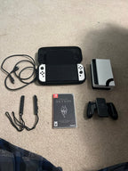 Nintendo switch oled w/ micro sd 3H69