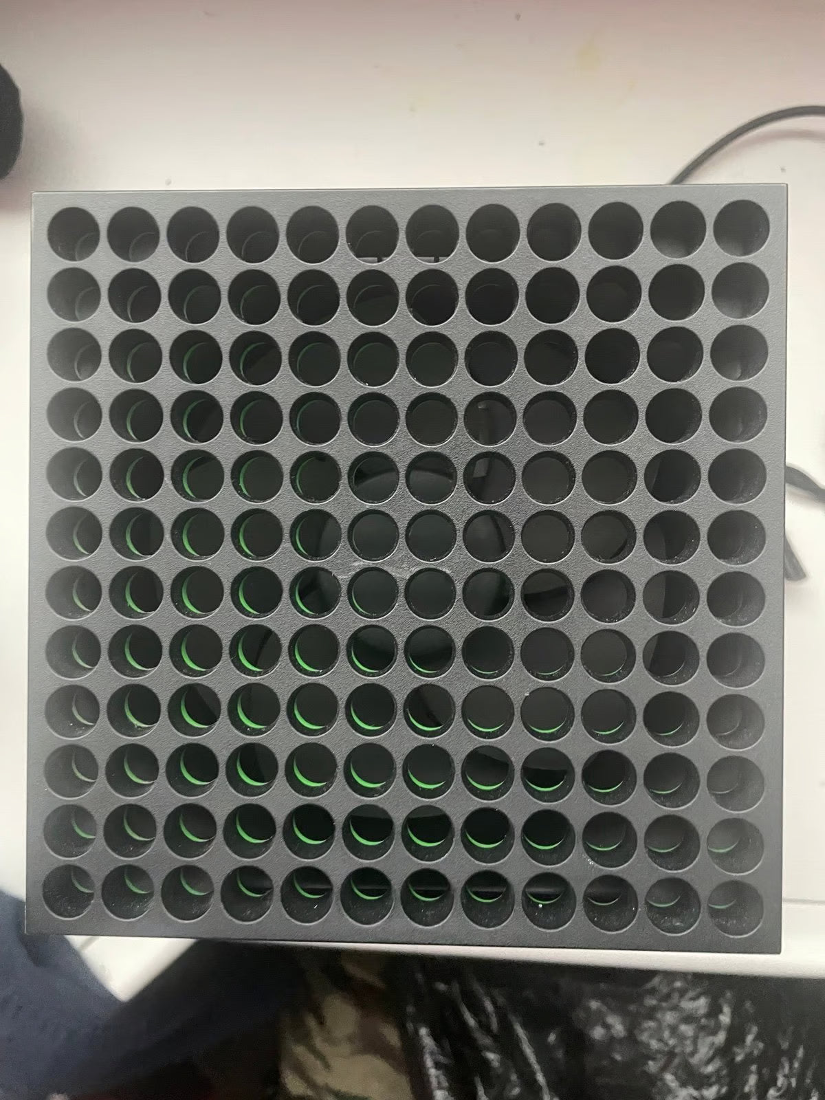 Xbox series x box 8J98