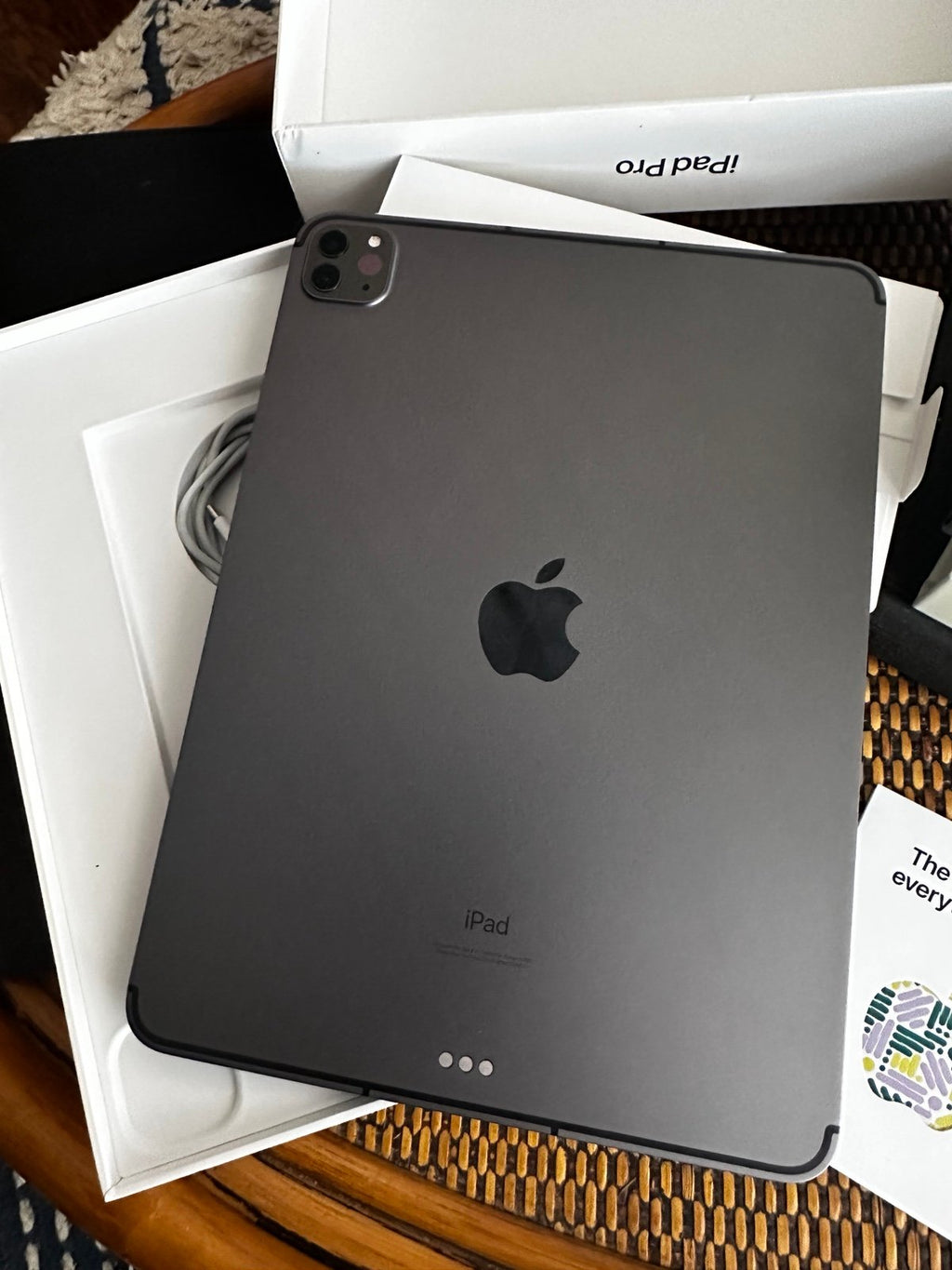 11�?iPad Pro M1 8P16