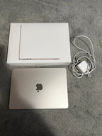 2024 Apple MacBook Air 13-inch M3 Chip 16GB RAM 256GB SSD Starlight 3S75