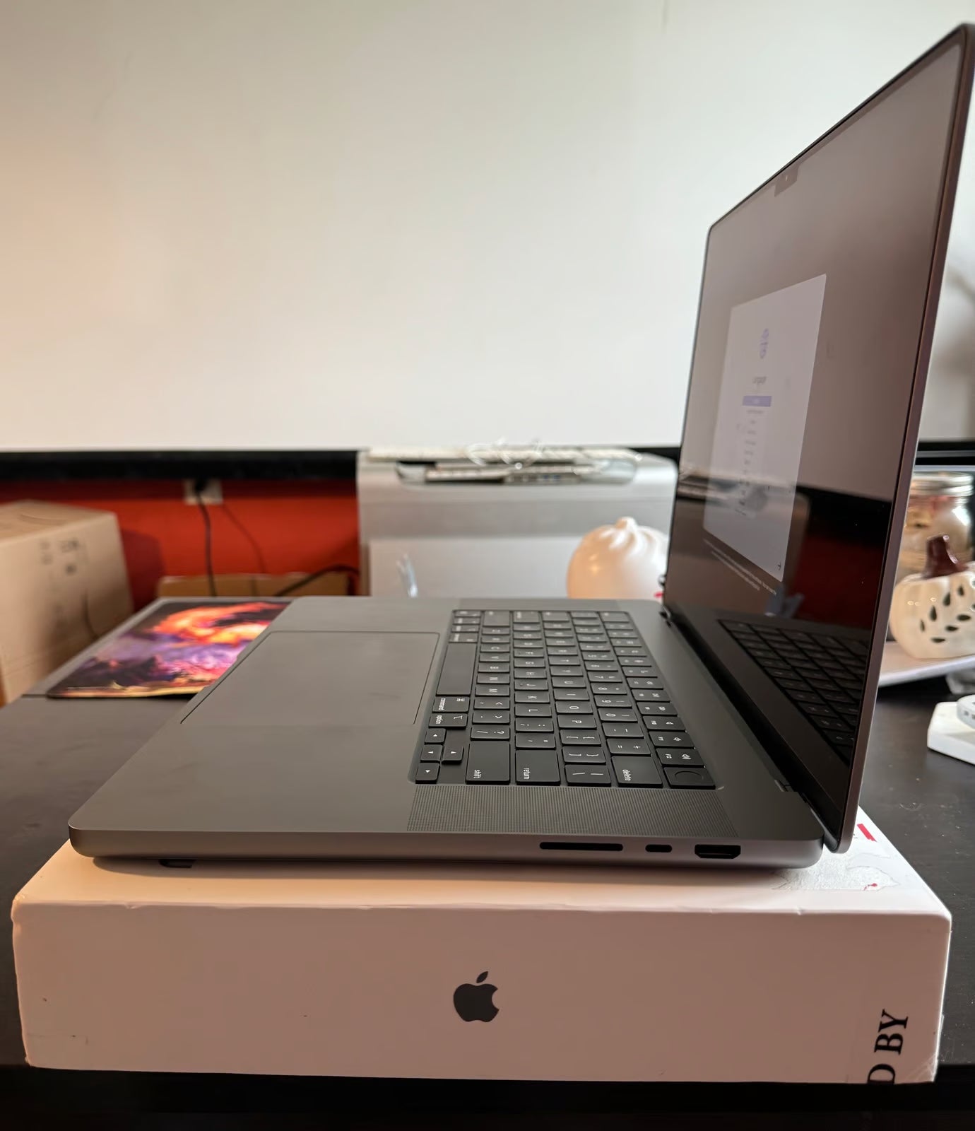 2021 16鈥?MacBook Pro M1 Pro / Great Condition 9M58